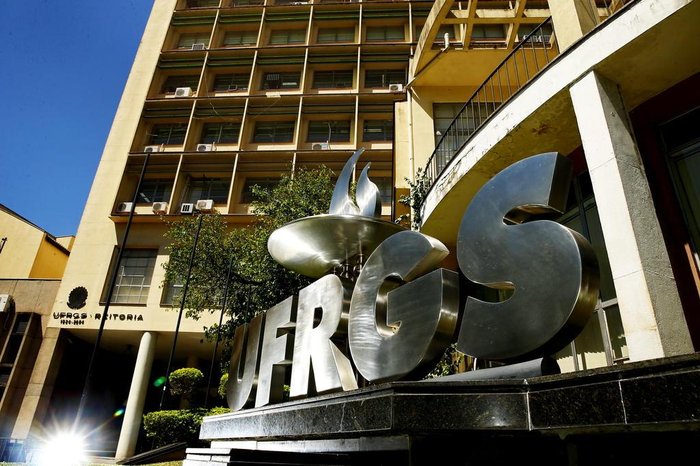 Ir para  <p>Das 54 institui&ccedil;&otilde;es de&nbsp;<a href="https://gauchazh.clicrbs.com.br/ultimas-noticias/tag/ensino-superior/"><strong>Ensino Superior</strong></a>&nbsp;brasileiras presentes...