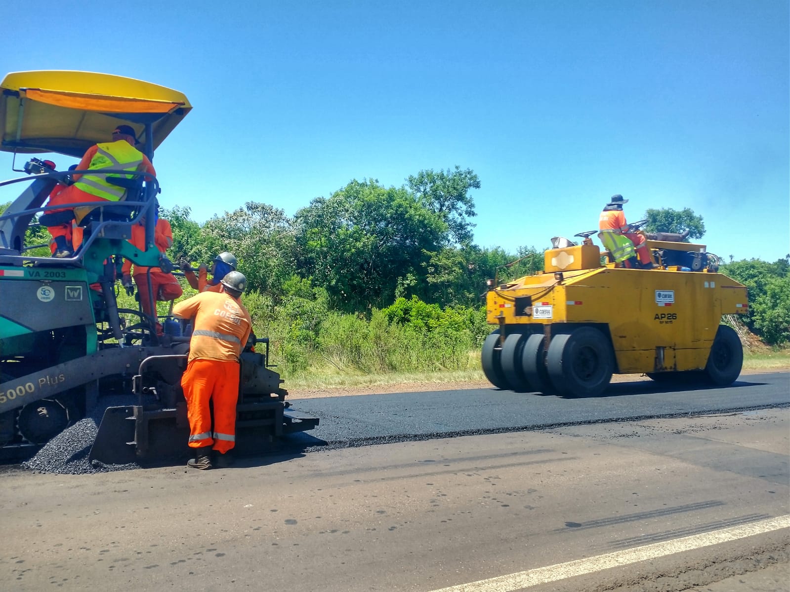 Ir para  <p><big>A Empresa Ga&uacute;cha de Rodovias (EGR) est&aacute; empenhada em melhorar a infraestrutura vi&aacute;ria do Rio Grande do Sul, executando obras em nove estradas nesta semana, o que exige a m&aacute;xima...