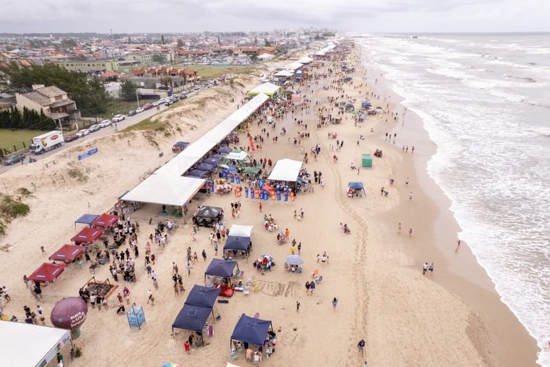 Ir para  <p>&nbsp;</p>

<p><big>O governador Eduardo Leite participou, neste s&aacute;bado (27/1), do Paleta Atl&acirc;ntida, em Xangri-L&aacute;, no Litoral Norte. O evento, que chega &agrave; sua...
