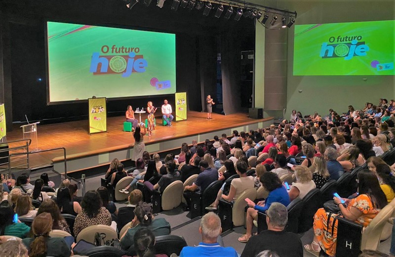 Ir para  <p><big>A Secretaria da Educa&ccedil;&atilde;o (Seduc) deu in&iacute;cio, na manh&atilde; desta segunda-feira (29/1), &agrave; forma&ccedil;&atilde;o de gestores, equipes diretivas, chefes de...