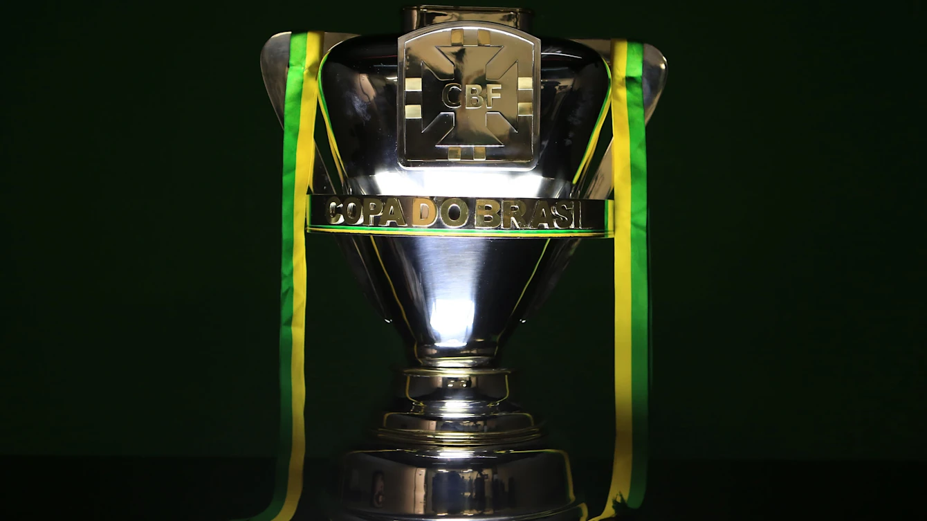 Ir para  <p><big>O Vasco avan&ccedil;ou para a 2&ordf; fase da Copa do Brasil ap&oacute;s derrotar o Marc&iacute;lio Dias por 3 a 1, na noite desta ter&ccedil;a-feira (27) no Gigant&atilde;o das Avenidas, em...