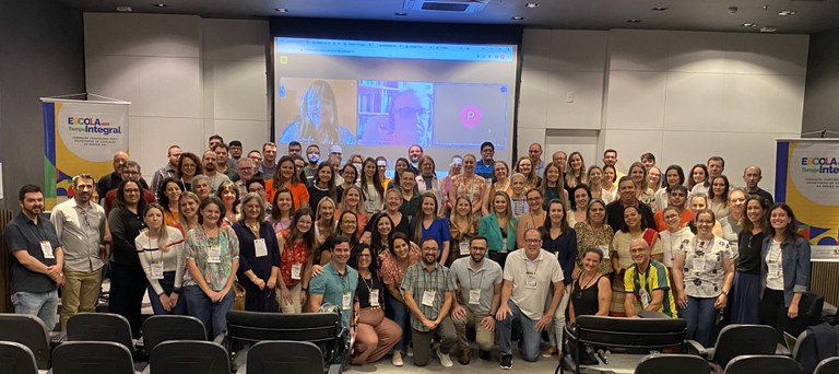 Ir para  <p><big>Nos dias 27 e 28 de fevereiro foi realizado, em Chapec&oacute; (SC), o semin&aacute;rio de lan&ccedil;amento e capacita&ccedil;&atilde;o da equipe t&eacute;cnica do Programa de...