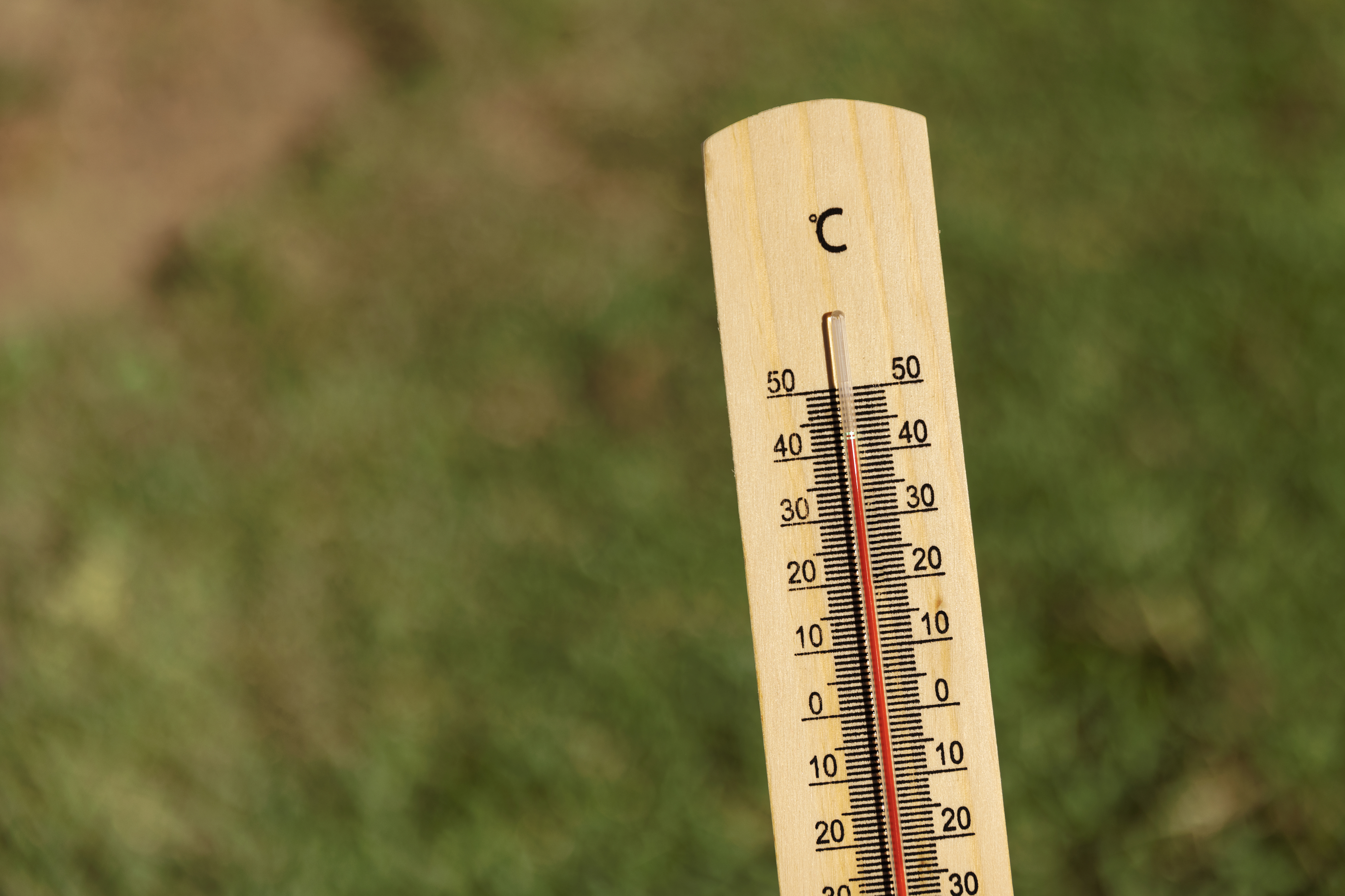 Ir para  <p><big>O Instituto Nacional de Meteorologia (Inmet) prev&ecirc; que, entre esta quarta-feira (24) e s&aacute;bado (27), uma massa de ar quente e seco atingir&aacute; &aacute;reas das regi&otilde;es Centro-Oeste,...