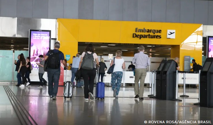 Ir para  <p><big>Vinte mil pessoas aposentadas pelo Instituto Nacional de Seguridade Social j&aacute; viajaram ou viajar&atilde;o para algum destino dentro do pa&iacute;s pelo&nbsp;<a...