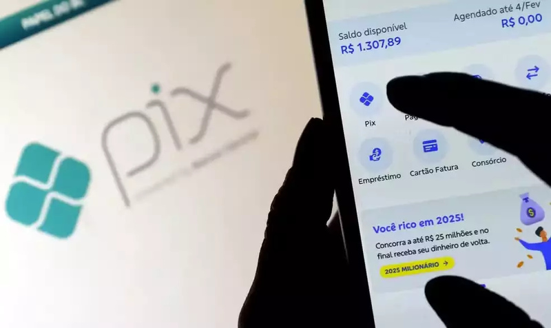 Ir para  <p>Uma nova fun&ccedil;&atilde;o do Pix vai permitir a partir do dia 28 deste m&ecirc;s pagamentos por aproxima&ccedil;&atilde;o ou biometria, sem que seja necess&aacute;rio acessar o aplicativo do banco. A...